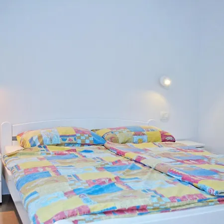 Feriehus House Ljubav *