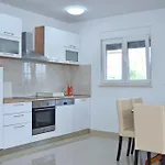 House Ljubav