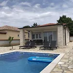 House Ljubav Σπίτι διακοπών