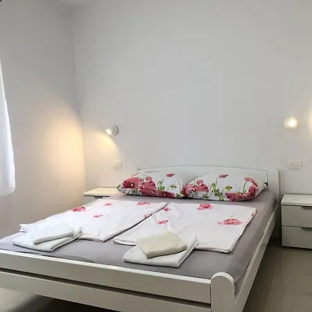 House Ljubav *