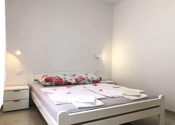 Semesterbostad House Ljubav *